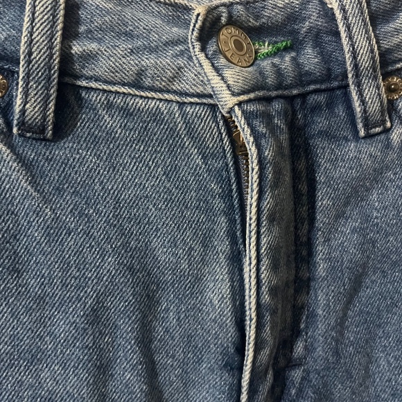 Vintage Tommy Hilfiger Jeans High Waisted Mom Jeans - Light wash Denim - Picture 3 of 5